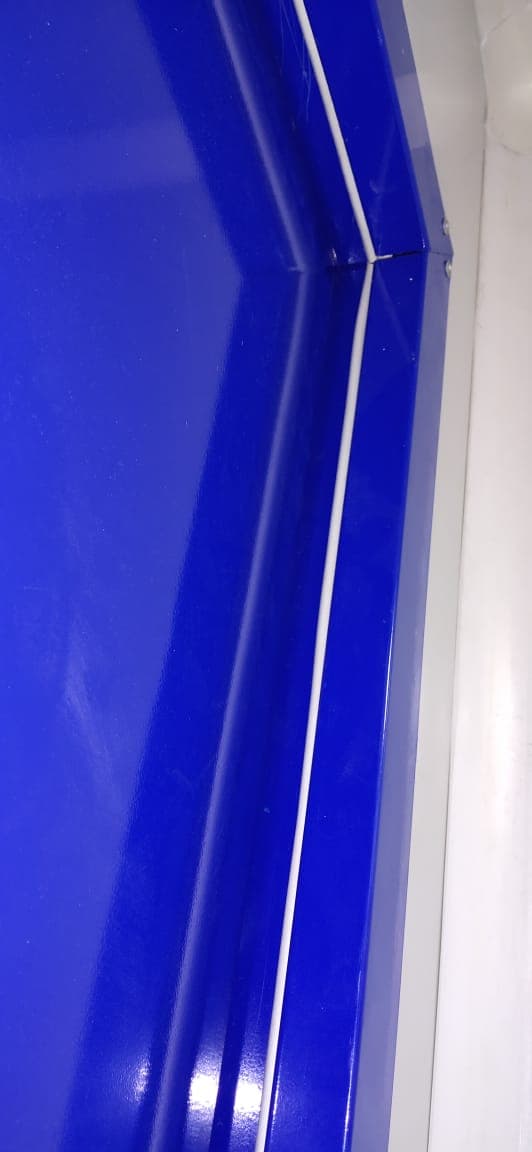 PUF-panel cleanroom wall corner with coved skirting detail